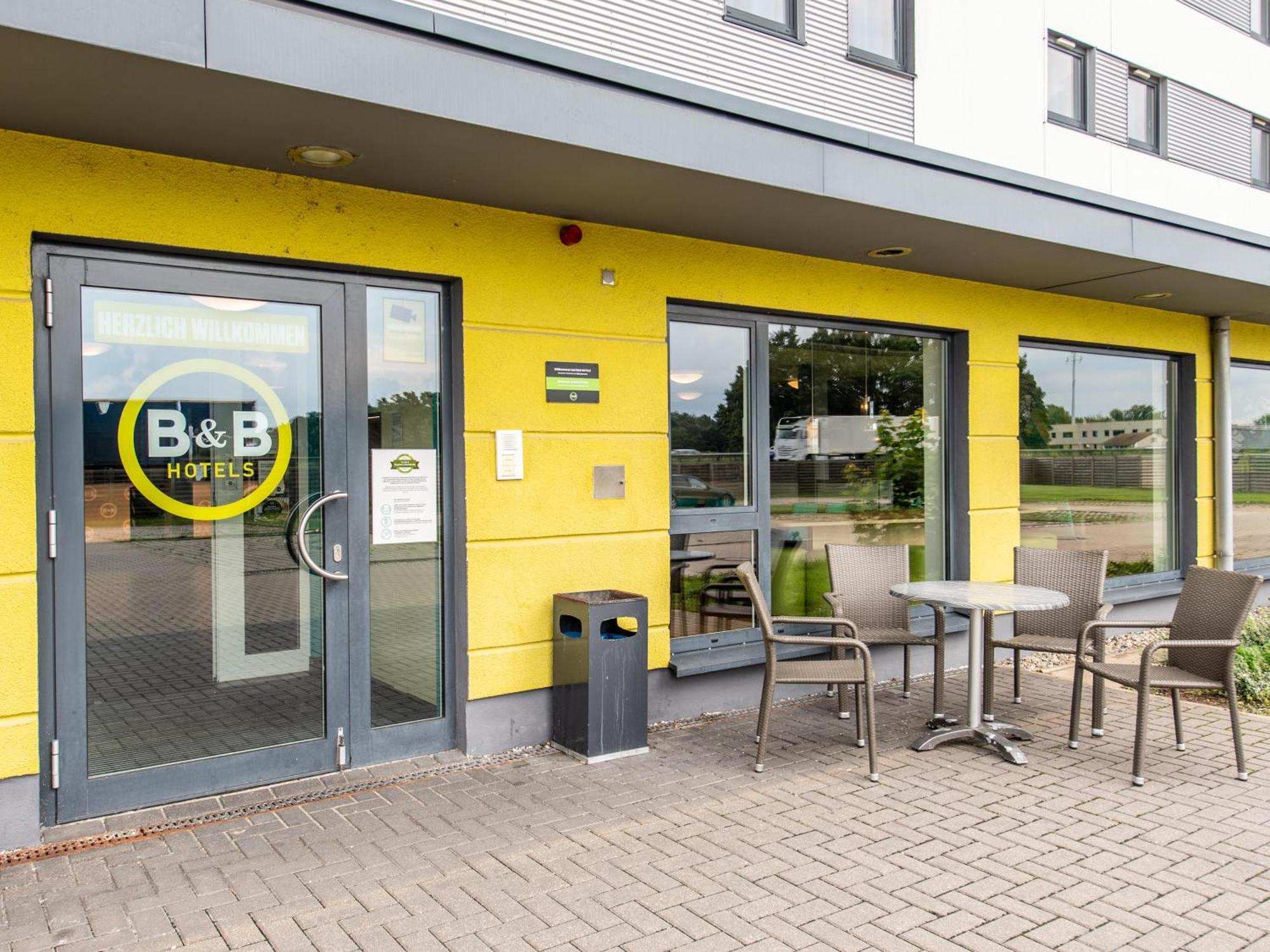 B&B Hotel Erlangen Buitenkant foto